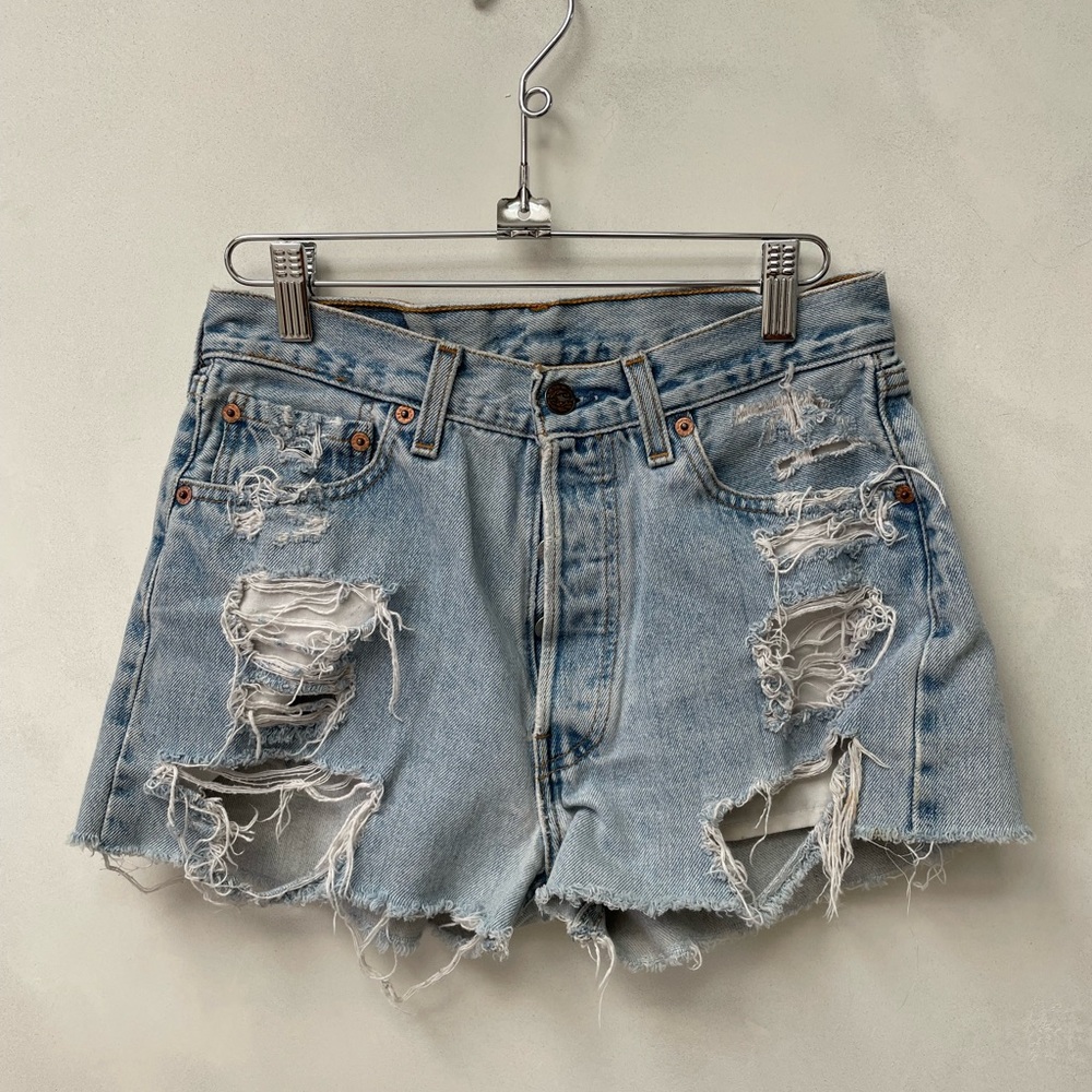 Levi 501 Vintage shorts women Says 29 W but fits like 25/Small since high waist